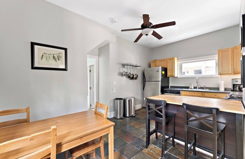 Northeast Minneapolis Arts District House | Victorian With An Amazing Location, Incredible Yard With Private outdoor Hot tub