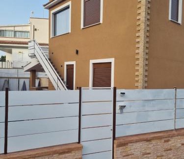 Villa Grazia di Carini House | Vida Loca -Appartamento vicino aereporto e 200mt spiaggia