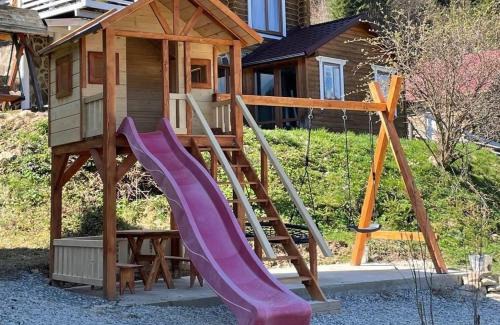 Tatariv Cabin | Vidal