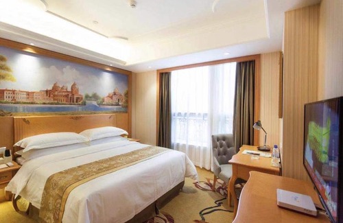 Qiannan Hotel | Vienna International Hotel Guizhou Weng'an Qilong Binfen Moer City