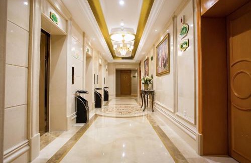 Qiannan Hotel | Vienna International Hotel Guizhou Weng'an Qilong Binfen Moer City
