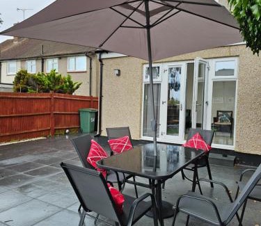 Cray Valley West House | Vienna Orpington