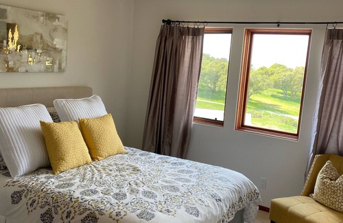 Arroyo Grande Villa | "Viento De Robles"overlooking Laetitia Winery . Views for days .Gorgeous