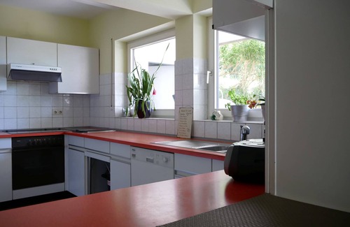 Urberg Apartment | Vierbettzimmer mit Dusche und WC