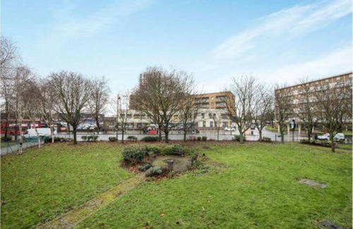 Northumberland Park Apartment | Vierra Suite. Apartment 1.