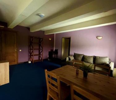 Plavniekkalns House | Viesu nams “Dimantu ferma”
