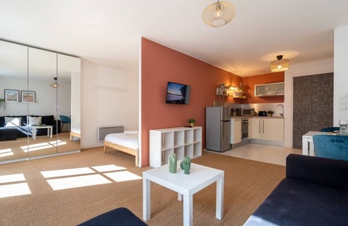 Historic Center Apartment | Vieux Lille -Nice studio neat and fully equipped !