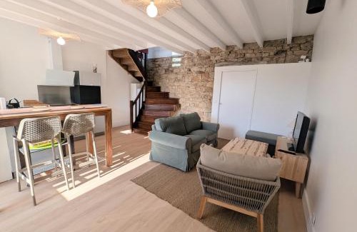 Plouhinec House | VIEUX PASSAGE, Maison avec cour privée à 150 m du PORT et de la PLAGE
