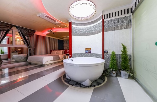 Chunghung Hotel | View Hotels in Jungheung-dong Gwangju