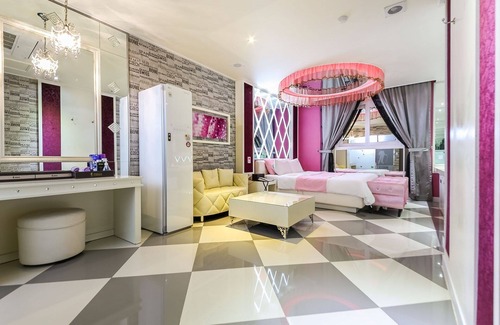 Chunghung Hotel | View Hotels in Jungheung-dong Gwangju