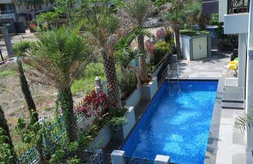 Parshwapuram Villa | View In Green