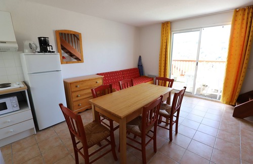 La Salvetat-sur-Agout Ski Chalet | View lac de la Raviege, 5mn from the beach, solo and family, nature park