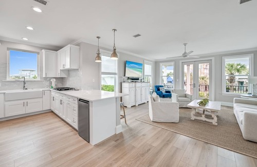 Santa Rosa Beach House | View of Blue. Gulf Views, 4 Bdrm, Private Pool, & Seconds to the Beach!