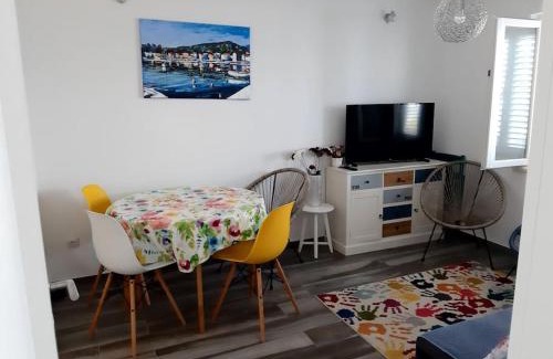 Drace Apartment | View of the Pelješki bridge