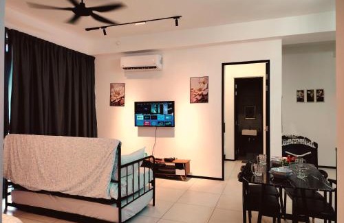George Town Apartment | View of the whole Georgetown