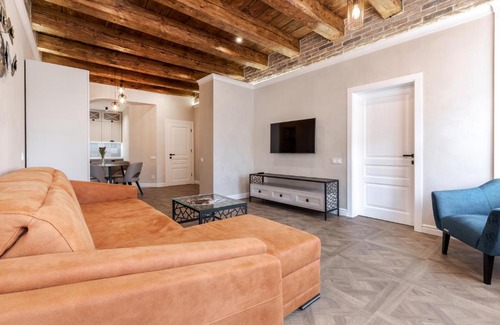 Lviv City Center Apartment | View on Rynok Square apartments