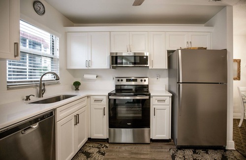 Siesta Key Condo | View Siesta Key Beach from balcony! LOCATION!