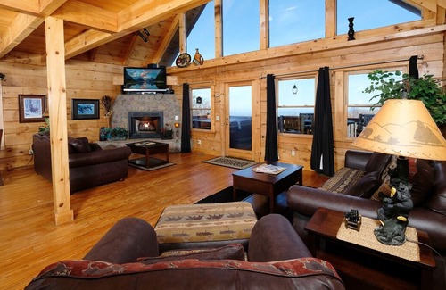 Chalet Village Cabin | View Topia Falls Gatlinburg