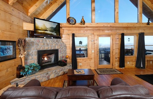 Chalet Village Cabin | View Topia Falls Gatlinburg