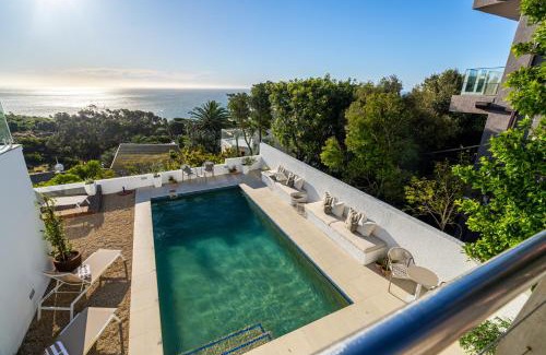 Camps Bay Apartment | View16