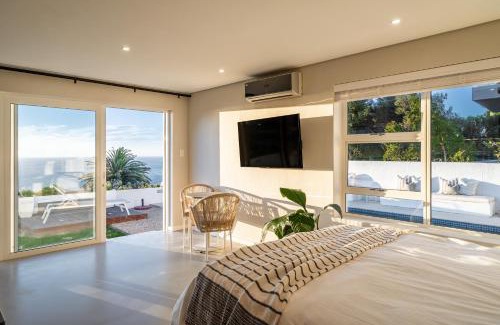 Camps Bay Apartment | View16