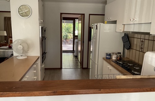 Wanniassa House | Views and peace close to Erindale amenities