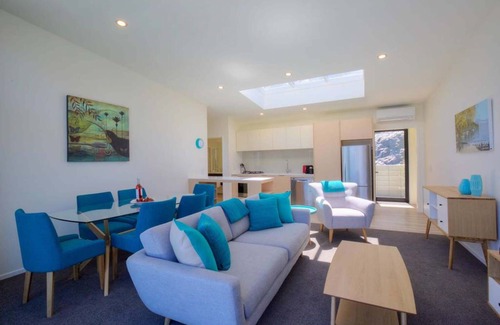 Queenstown Apartment | Views from The Tiers