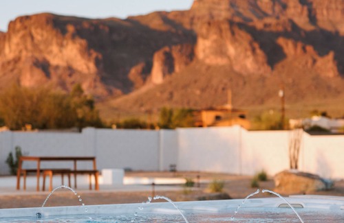 Apache Junction House | Views - Heated Pool - 10 person Hot Tub - Golf - Game Room - Pickleball Court