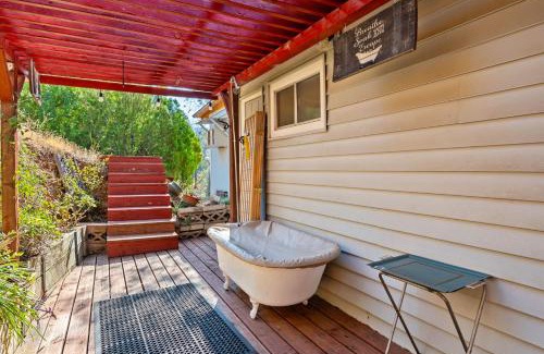 Kaweah House | Views, Hot Tub, Outdoor Shower, 15m from Sequoia
