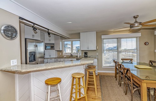 Bald Head Island House | Views of sunset on south beach; watch from the expansive decks. Across from beach access