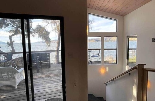 Clear Lake House | Views! On the water! Spacious!