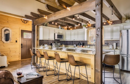 Chalet Village North Cabin | Views! Three King Beds! Hot Tub! 2 mi to Parkway! Pool!