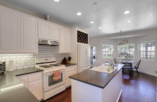 Lompoc House | Views, views, views!