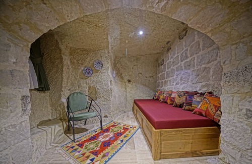 Ortahisar Hotel | Vigneron Cave Hotel