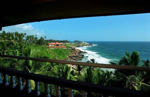 Kovalam Bed & Breakfast | Vijaya Varma Beach Resort