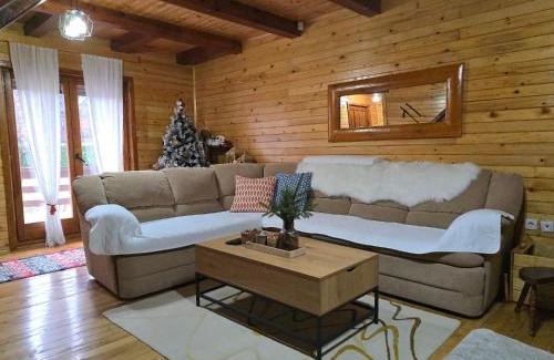 Kolasin Municipality House | Vikendica Crkvina
