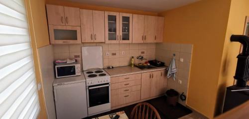 Old Town House | Vikendica Pored Drine