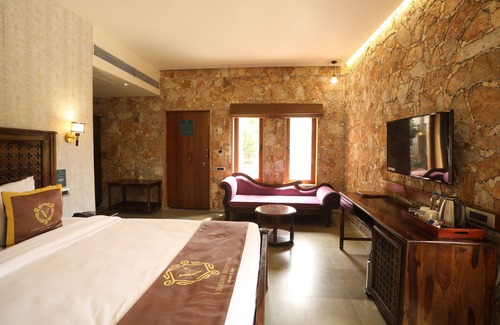 Halol Resort | Vikrama Heritage Resort Pavagadh
