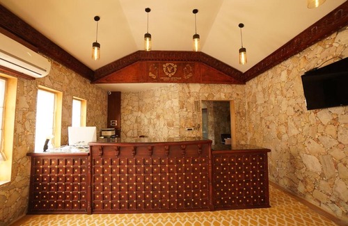 Halol Hotel | Vikrama Heritage Resort Pavagadh