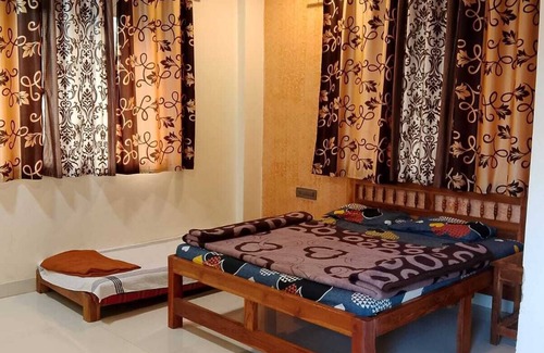 Mahabaleshwar Hotel | Vikrant Deluxe Rooms
