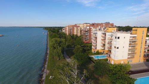 Siofok-Szabadifurdo Apartment | Viktória Beach Apartman Gold 2. Siófok