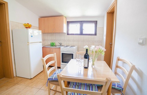 Kaluđerac Apartment | Viktorija - Two-Bedroom Apartment with Balcony