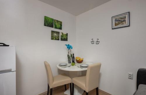 Cikovici Apartment | Vikys Place