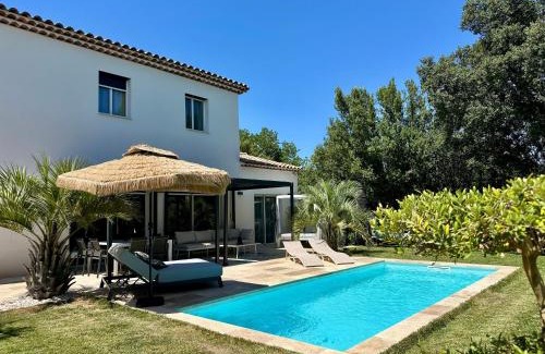 Saint-Maximin-la-Sainte-Baume Villa | Villa Jungle - Piscine & Clim