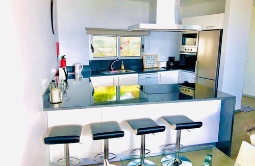 Estreito da Calheta Villa | Villa Pinheira II ,dois quartos e vista mar