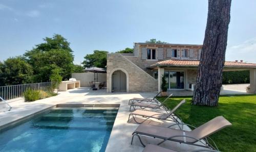 Umag Villa | VILA ŠKARLANIJA, Umag