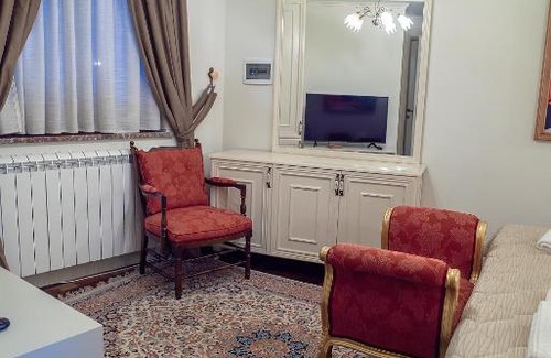 Korce House | Vila 1919 Teto Ollga