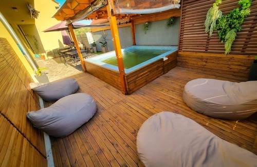 Tasnad Villa | VILA ALEX -Piscina cu apă termală