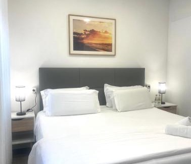 Costa de Caparica Hostel | Vila Alexandra