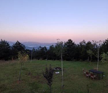 Elbasan House | Vila Alpine Arlon Gjinar